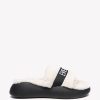 Flossy Slipper In | Everau New